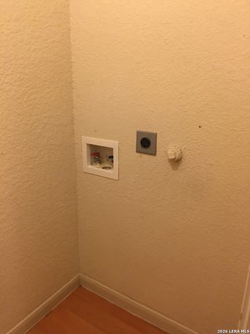 10911 Baltic Dr Unit 202, San Antonio, TX 78213