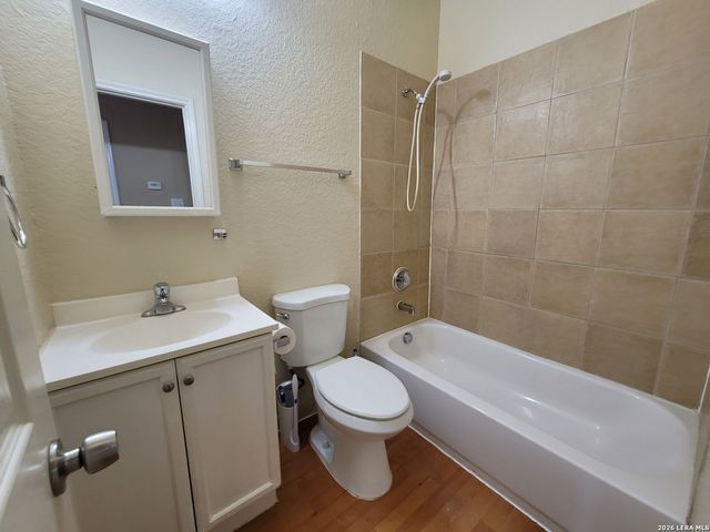 10911 Baltic Dr Unit 202, San Antonio, TX 78213