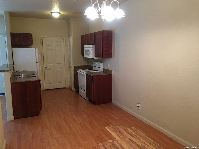 10911 Baltic Dr Unit 202, San Antonio, TX 78213