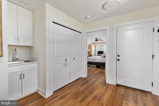 243 VESPER, Cross Junction, VA 22625