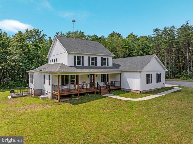 243 VESPER, Cross Junction, VA 22625