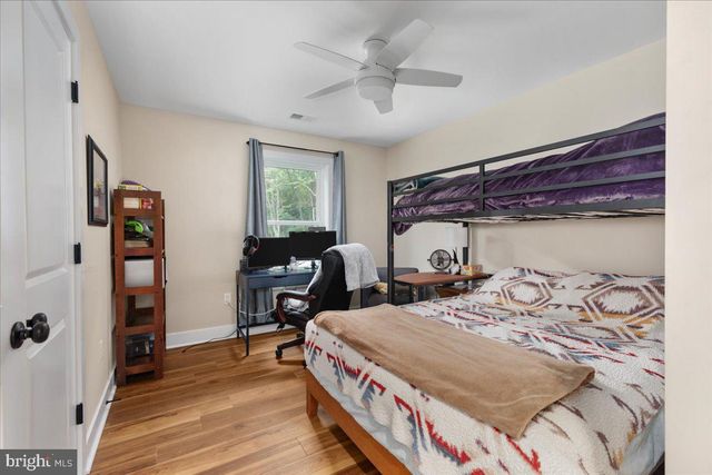 243 VESPER, Cross Junction, VA 22625