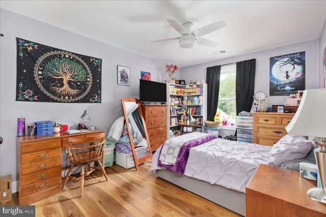243 VESPER, Cross Junction, VA 22625