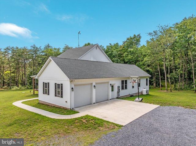 243 VESPER, Cross Junction, VA 22625