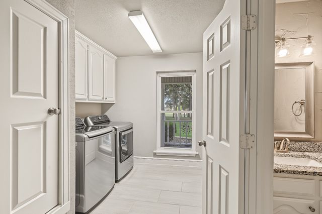 901 Pioneer Circle W, Argyle, TX 76226