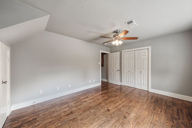901 Pioneer Circle W, Argyle, TX 76226