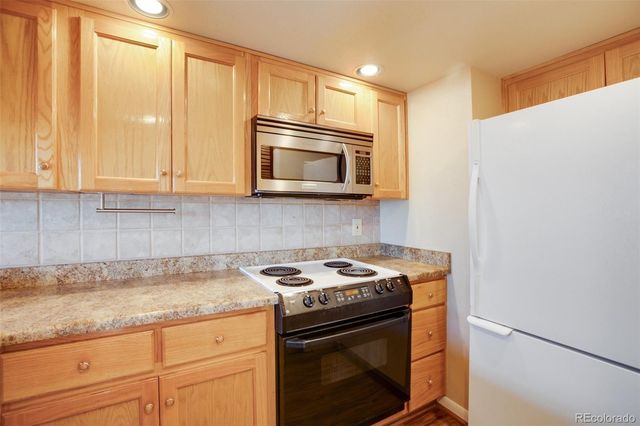 755 Apache Trail 9, Woodland Park, CO 80863