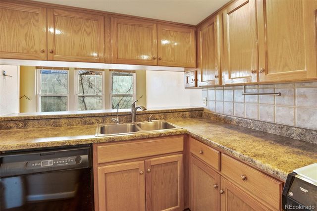 755 Apache Trail 9, Woodland Park, CO 80863