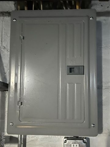 3721 Melba Place, St Louis, MO 63121