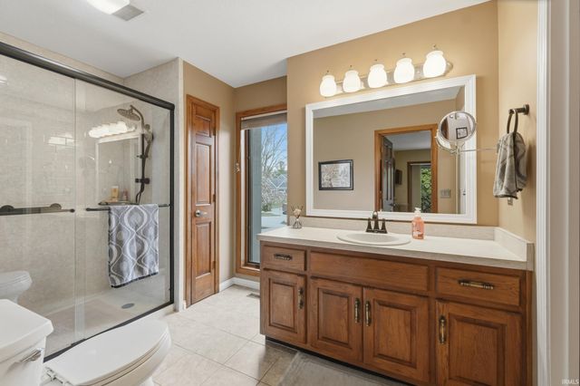 818 Columbine Circle, Auburn, IN 46706