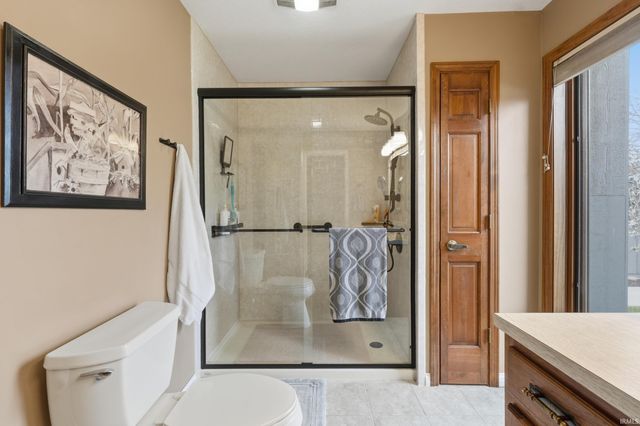 818 Columbine Circle, Auburn, IN 46706