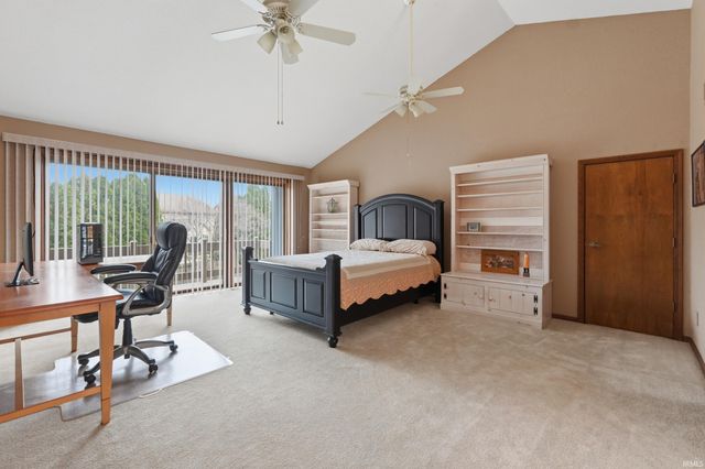 818 Columbine Circle, Auburn, IN 46706