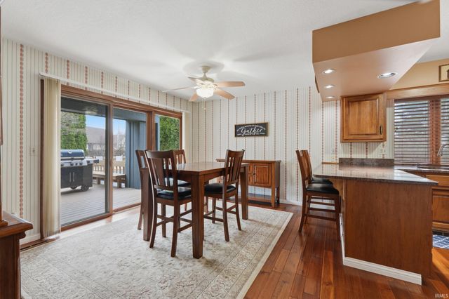 818 Columbine Circle, Auburn, IN 46706