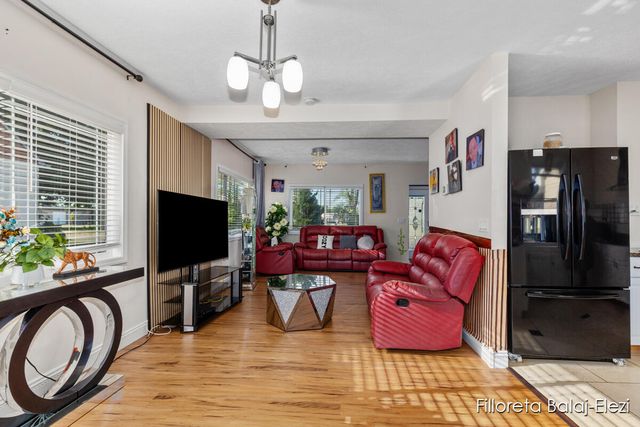 104 Colrain Street, Grand Rapids, MI 49548