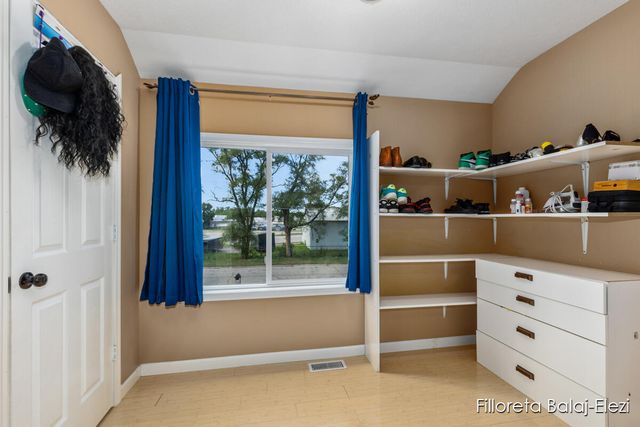 104 Colrain Street, Grand Rapids, MI 49548