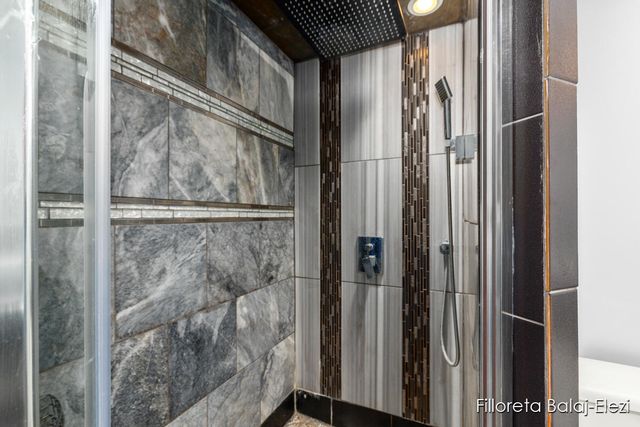 104 Colrain Street, Grand Rapids, MI 49548