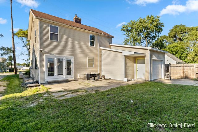 104 Colrain Street, Grand Rapids, MI 49548