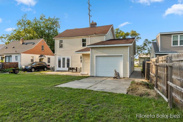 104 Colrain Street, Grand Rapids, MI 49548
