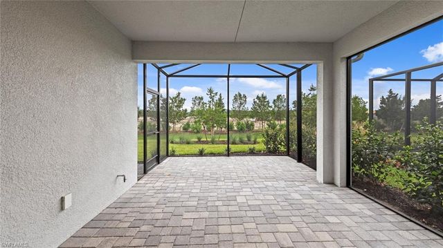 4568 SkySail DR, Naples, FL 34120