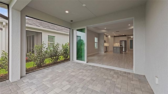 4568 SkySail DR, Naples, FL 34120