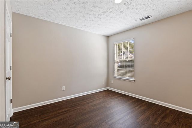 221 Millstone Drive, Hampton, GA 30228