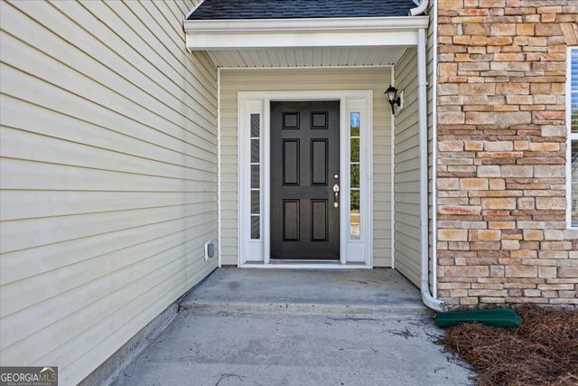 221 Millstone Drive, Hampton, GA 30228