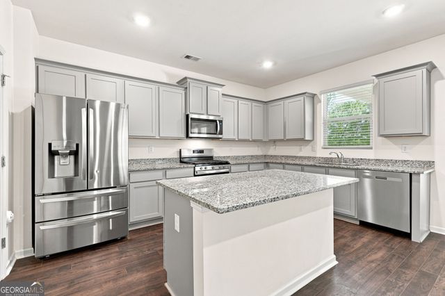5400 Andrew Lane, Lithonia, GA 30038