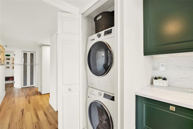 1915 Brickell Ave C1101, Miami, FL 33129