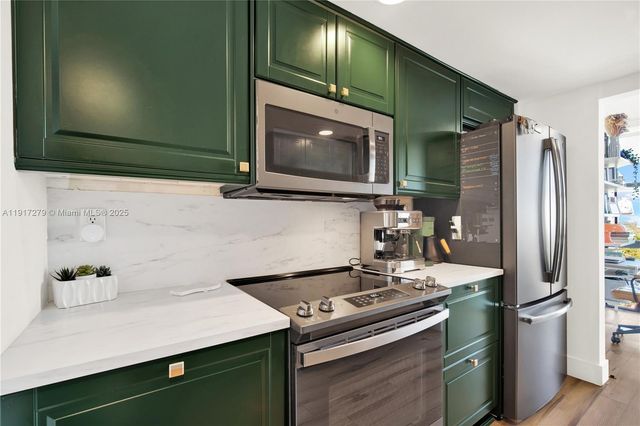 1915 Brickell Ave C1101, Miami, FL 33129