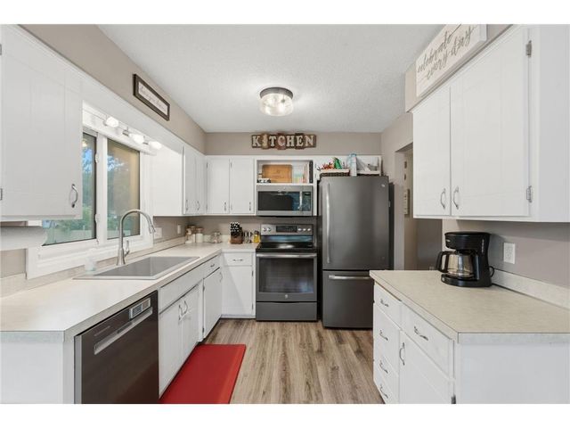 1407 Meadowlark Lane, New Richmond, WI 54017