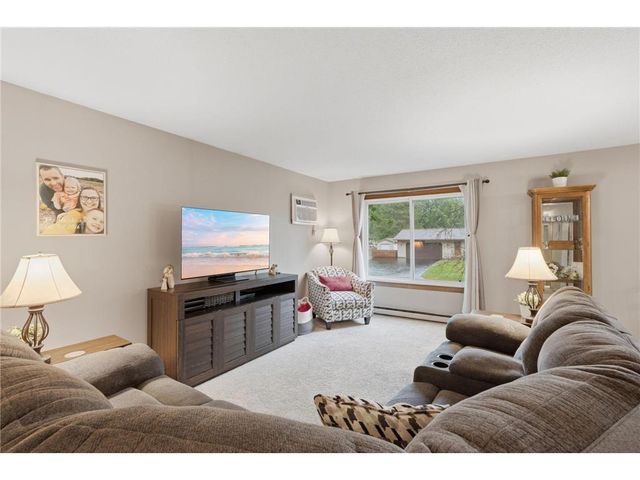 1407 Meadowlark Lane, New Richmond, WI 54017