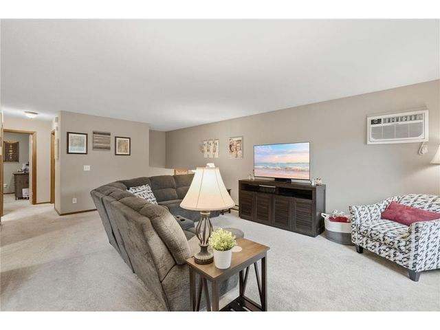 1407 Meadowlark Lane, New Richmond, WI 54017