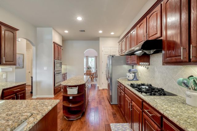 3104 Luminoso LN E, Round Rock, TX 78681
