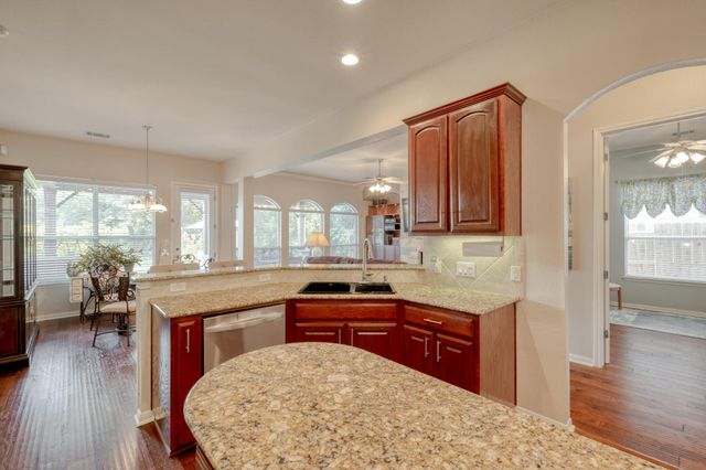 3104 Luminoso LN E, Round Rock, TX 78681