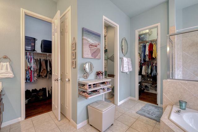 3104 Luminoso LN E, Round Rock, TX 78681