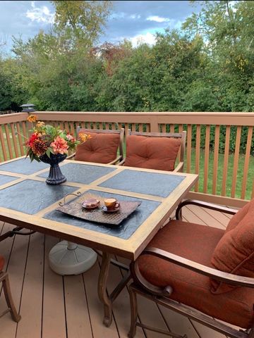 253 Arbor Lane, Bloomingdale, IL 60108