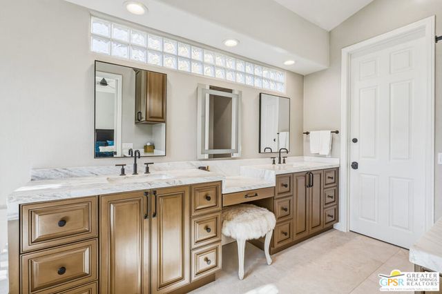 50325 Grand Traverse Avenue, La Quinta, CA 92253