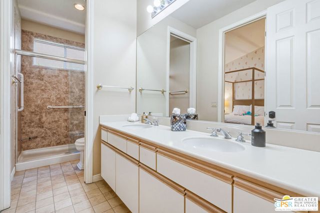 50325 Grand Traverse Avenue, La Quinta, CA 92253