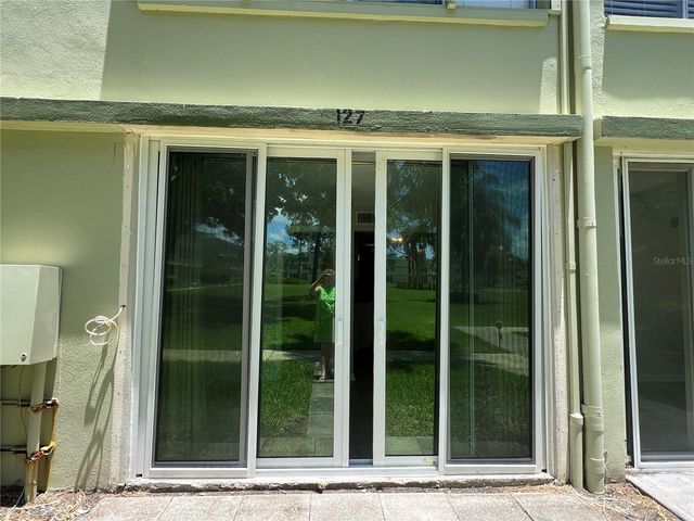 4890 BAY STREET NE 127, St Petersburg, FL 33703