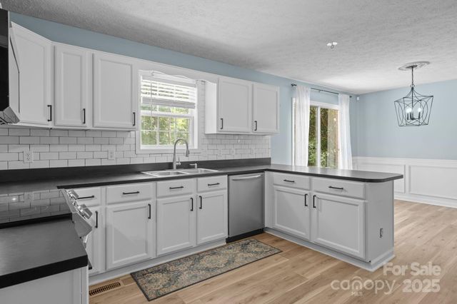 25611 Bridgeport Road, Albemarle, NC 28001