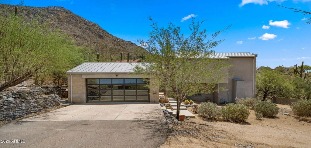 6035 E CARRIAGE Drive, Cave Creek, AZ 85331 — photo 5