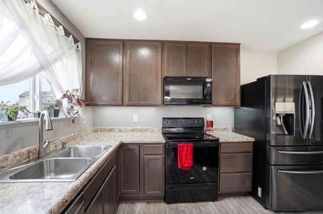 1613 Cowan Creek Drive, Marysville, OH 43040