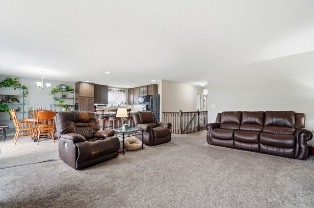 1613 Cowan Creek Drive, Marysville, OH 43040