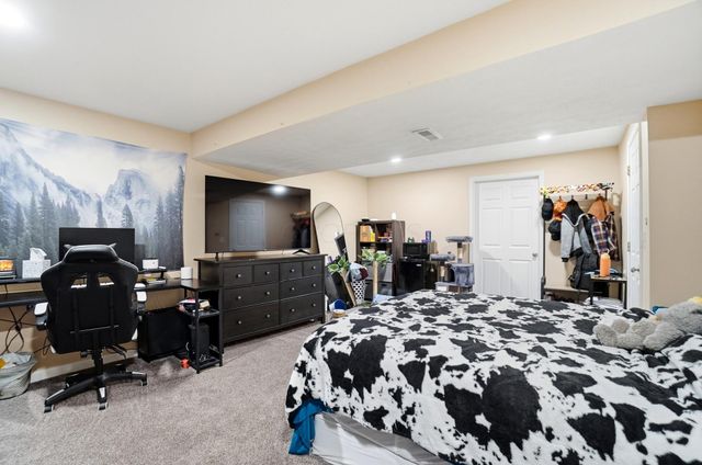 1613 Cowan Creek Drive, Marysville, OH 43040