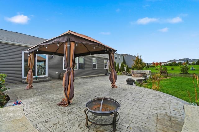 1613 Cowan Creek Drive, Marysville, OH 43040