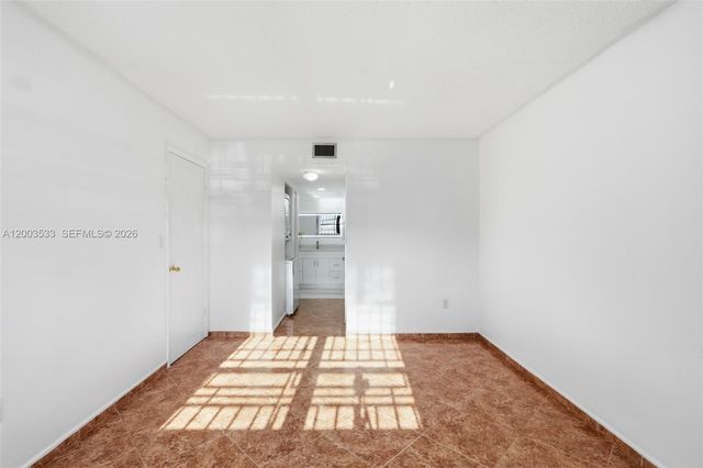 995 SW 84th Ave 126, Miami, FL 33144