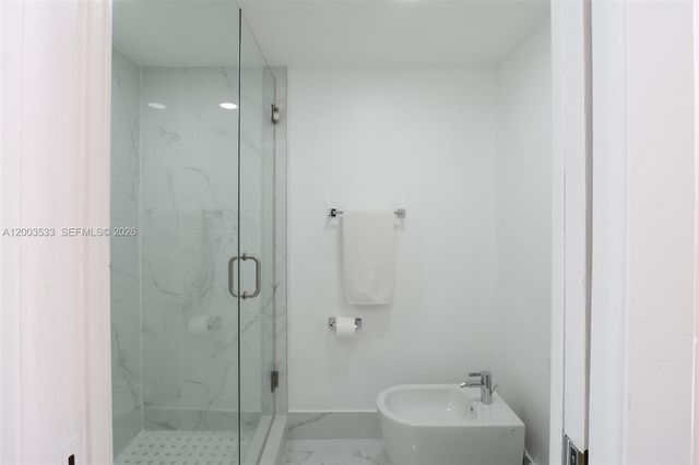 995 SW 84th Ave 126, Miami, FL 33144