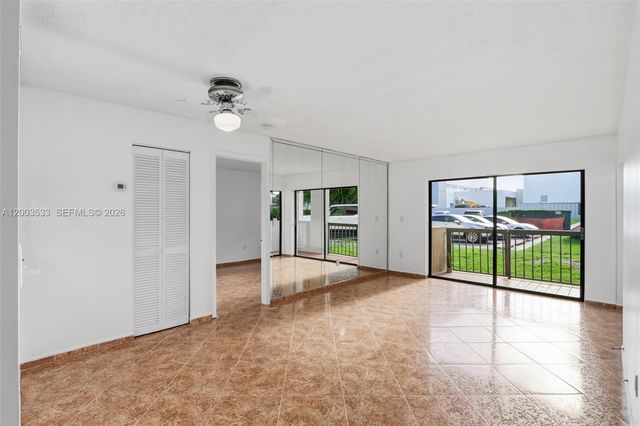 995 SW 84th Ave 126, Miami, FL 33144