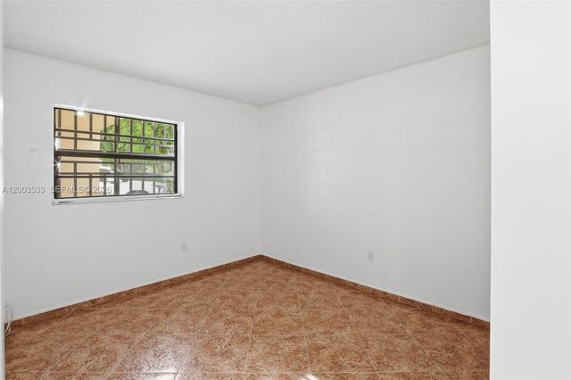 995 SW 84th Ave 126, Miami, FL 33144