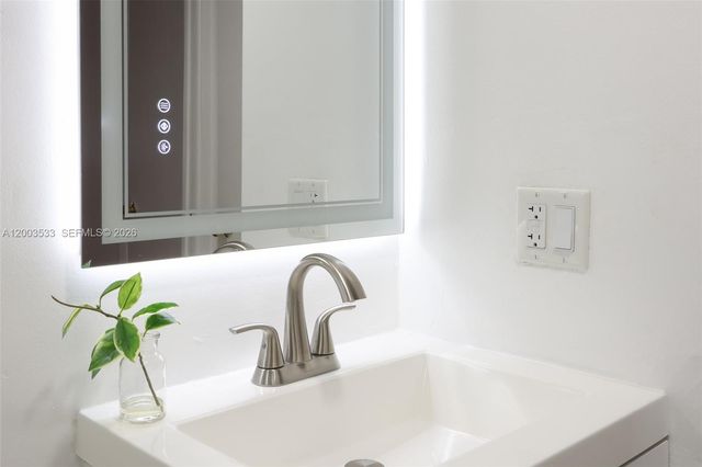 995 SW 84th Ave 126, Miami, FL 33144